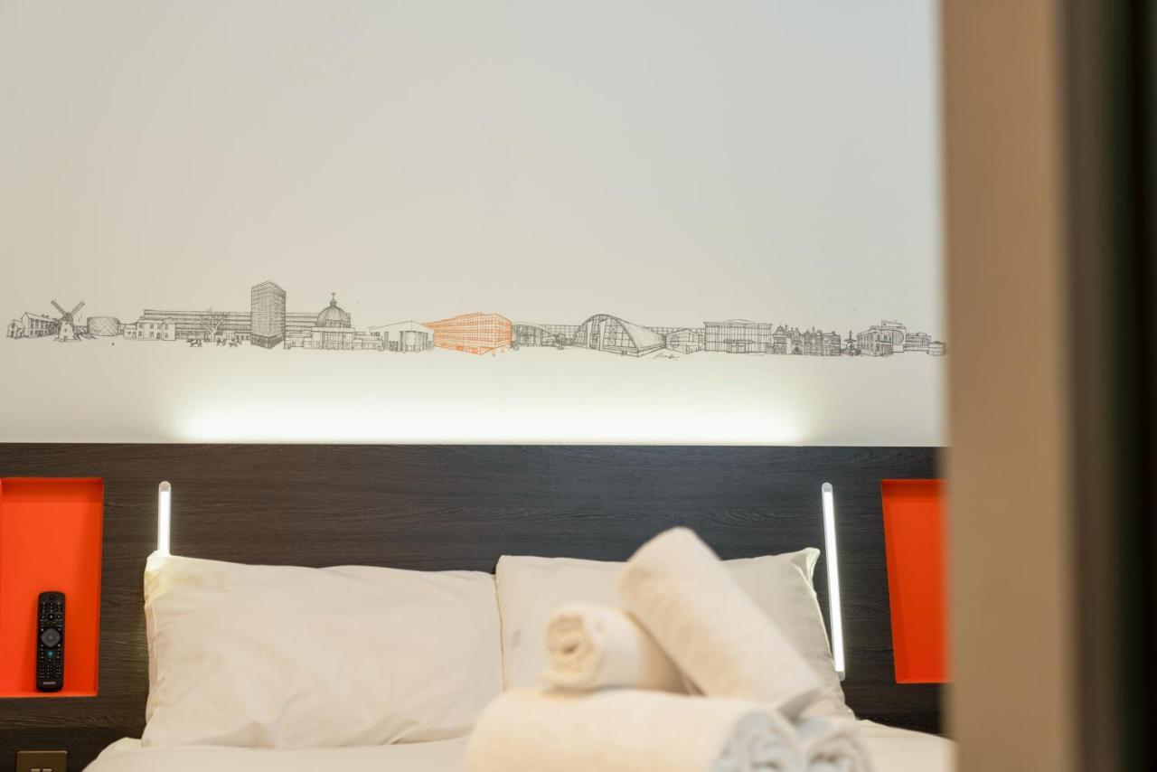 Easyhotel Milton Keynes Dış mekan fotoğraf