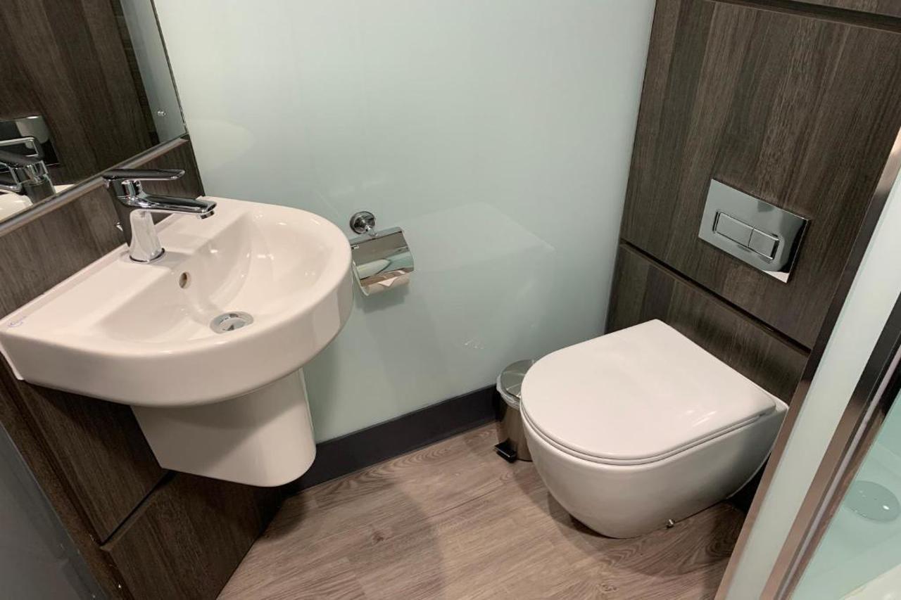 Easyhotel Milton Keynes Dış mekan fotoğraf