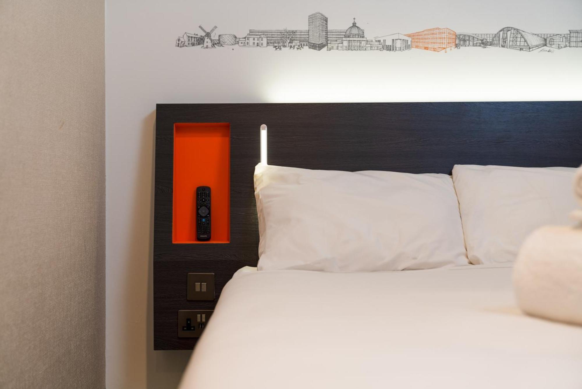 Easyhotel Milton Keynes Dış mekan fotoğraf