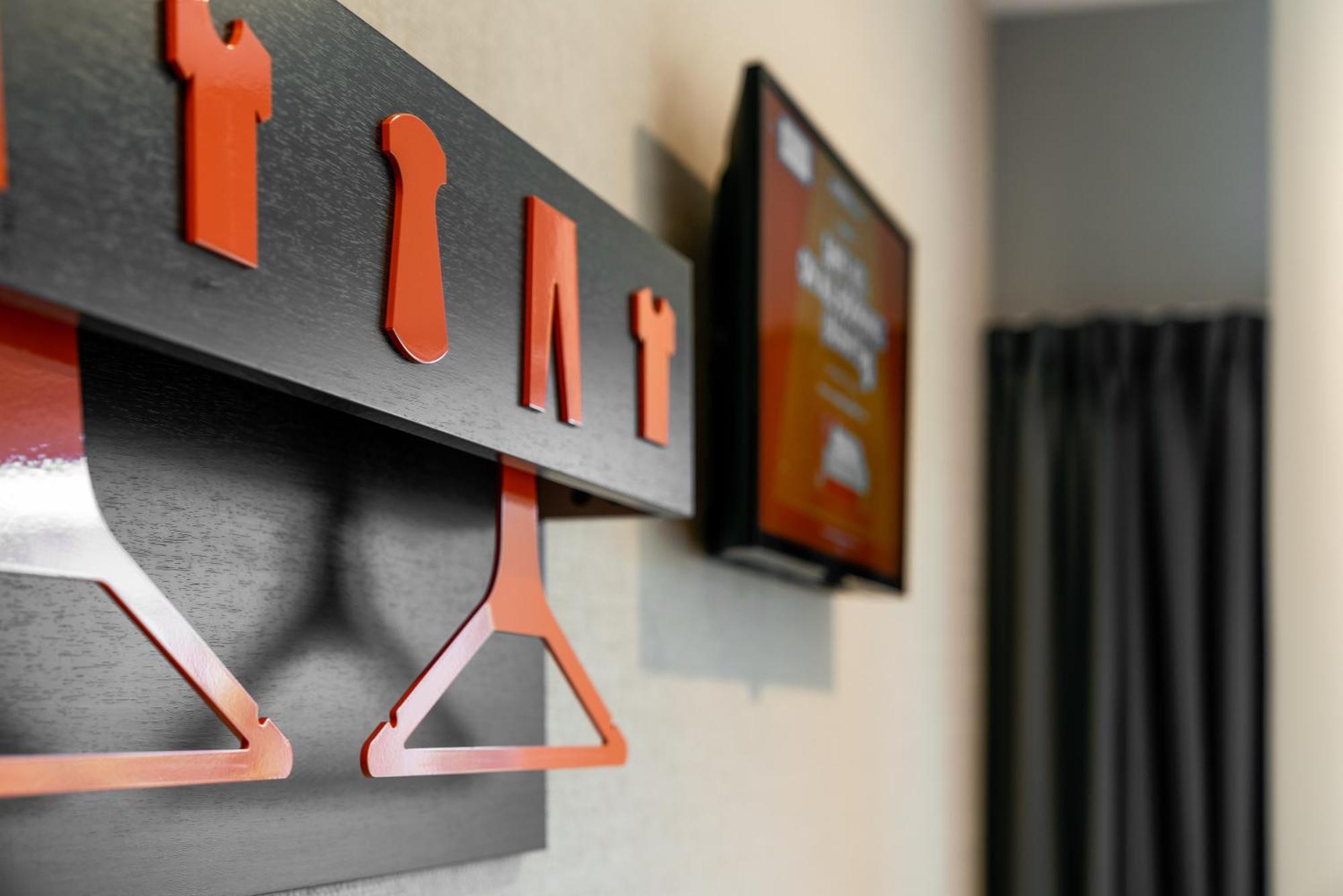 Easyhotel Milton Keynes Dış mekan fotoğraf