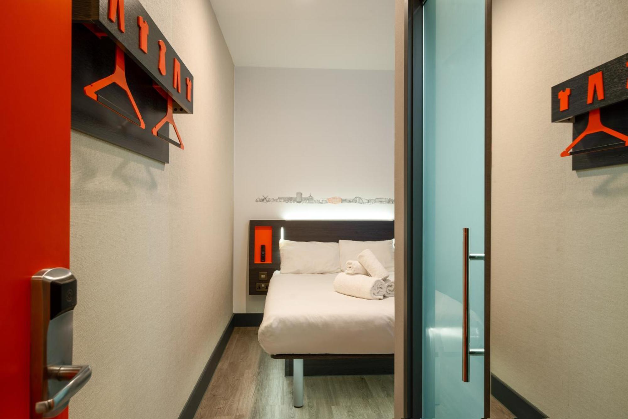 Easyhotel Milton Keynes Dış mekan fotoğraf