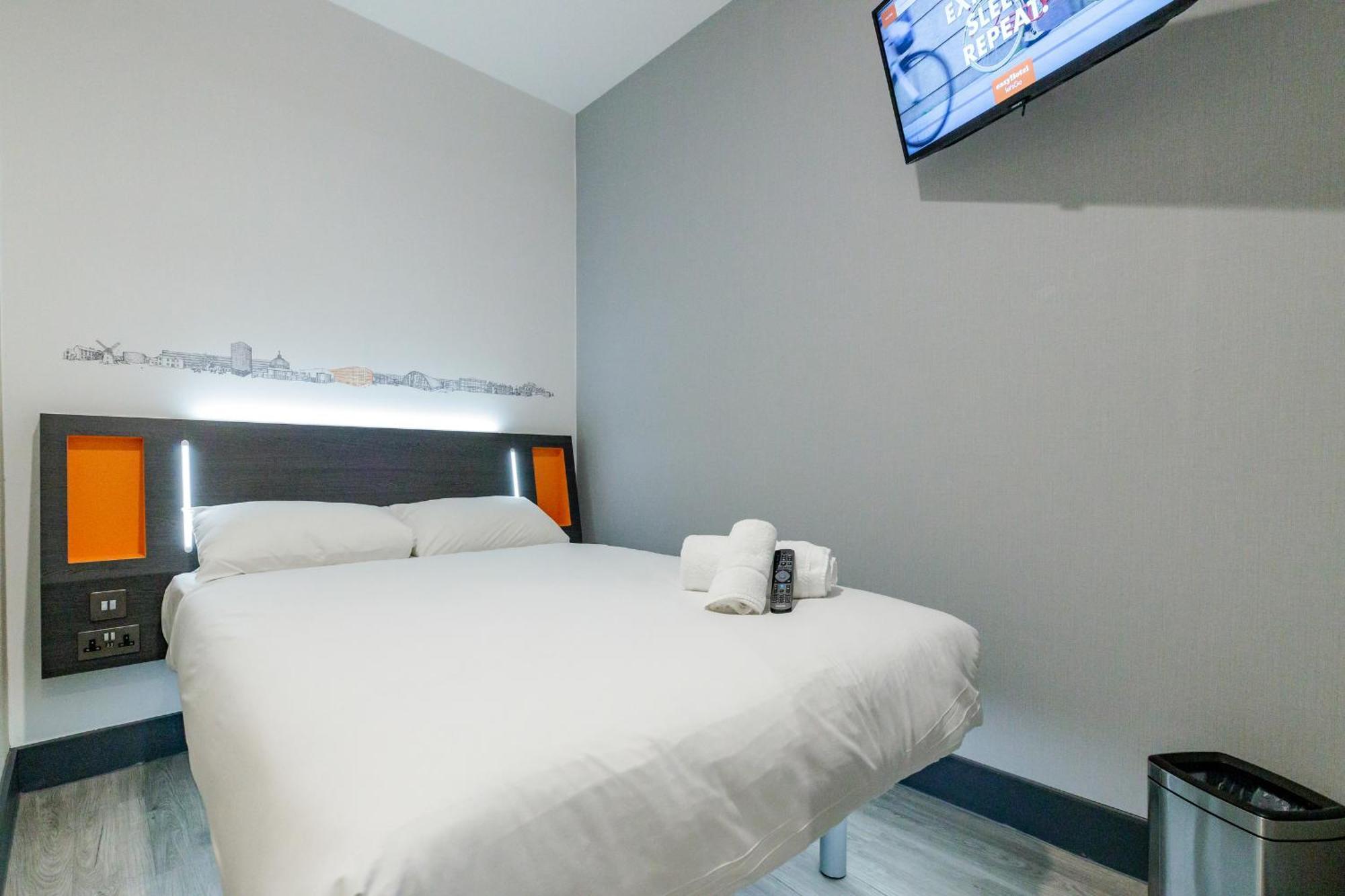 Easyhotel Milton Keynes Dış mekan fotoğraf