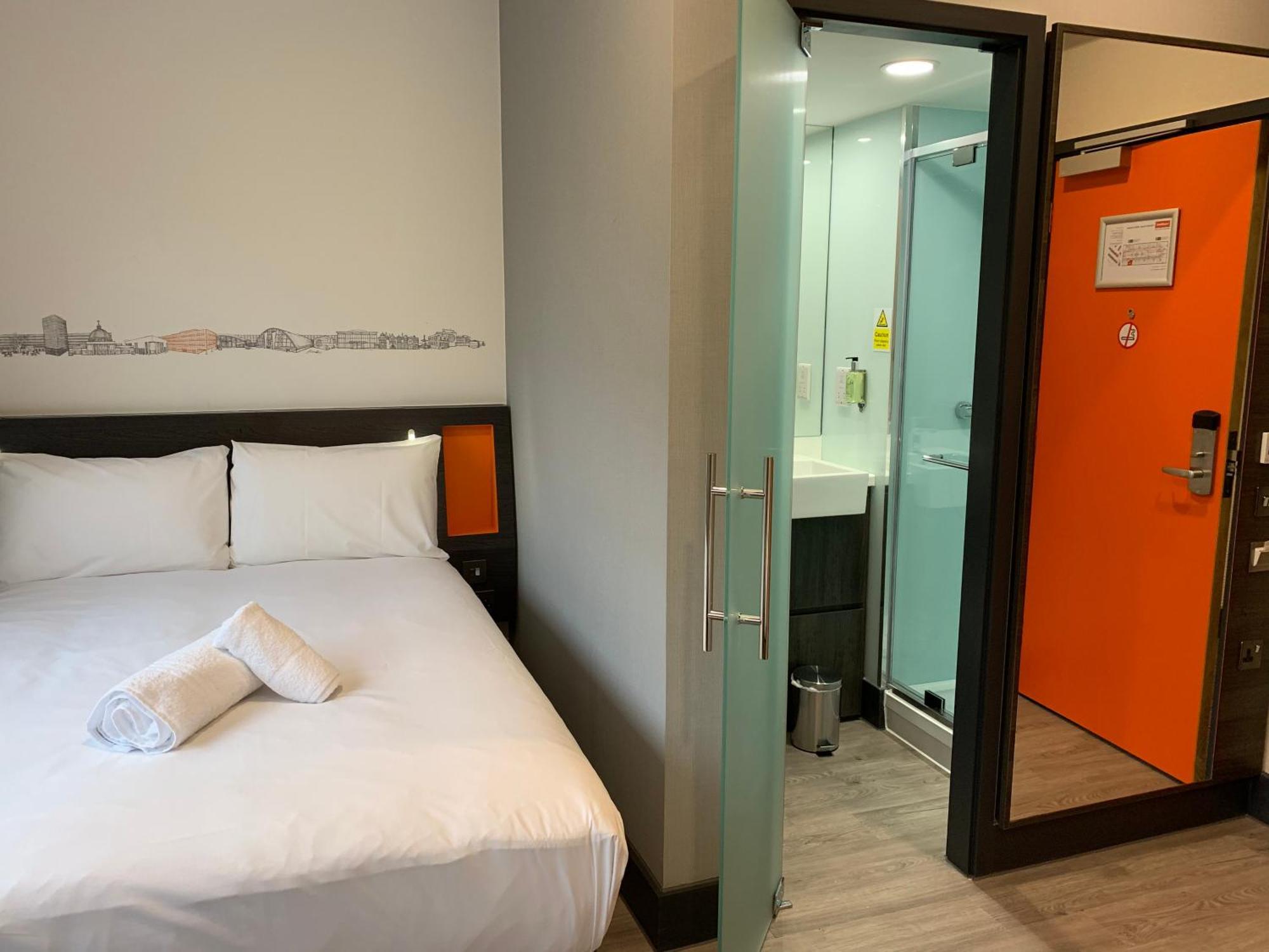 Easyhotel Milton Keynes Dış mekan fotoğraf