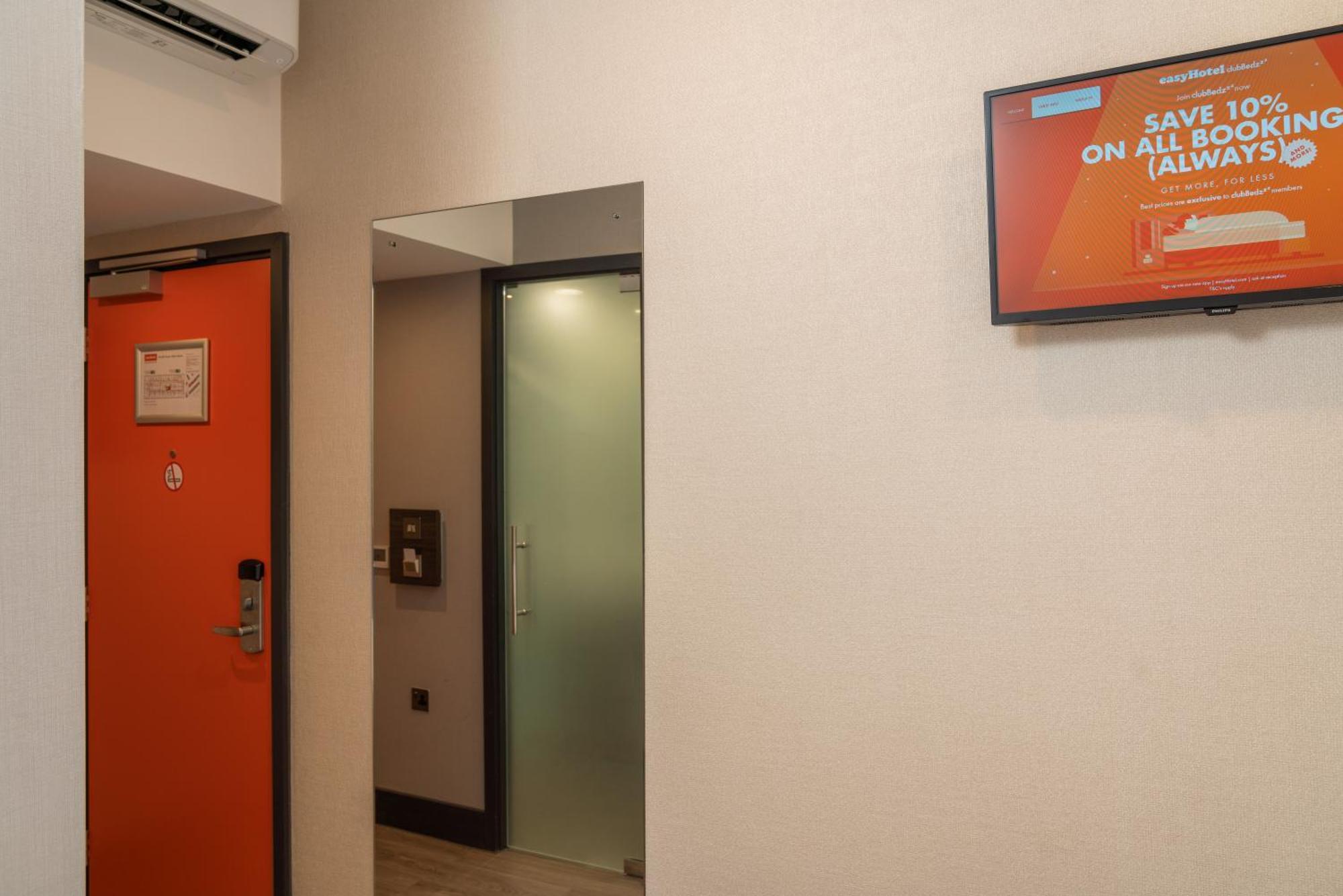 Easyhotel Milton Keynes Oda fotoğraf