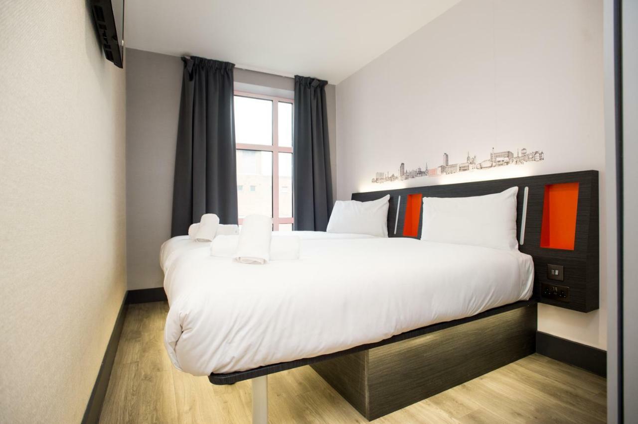 Easyhotel Milton Keynes Dış mekan fotoğraf