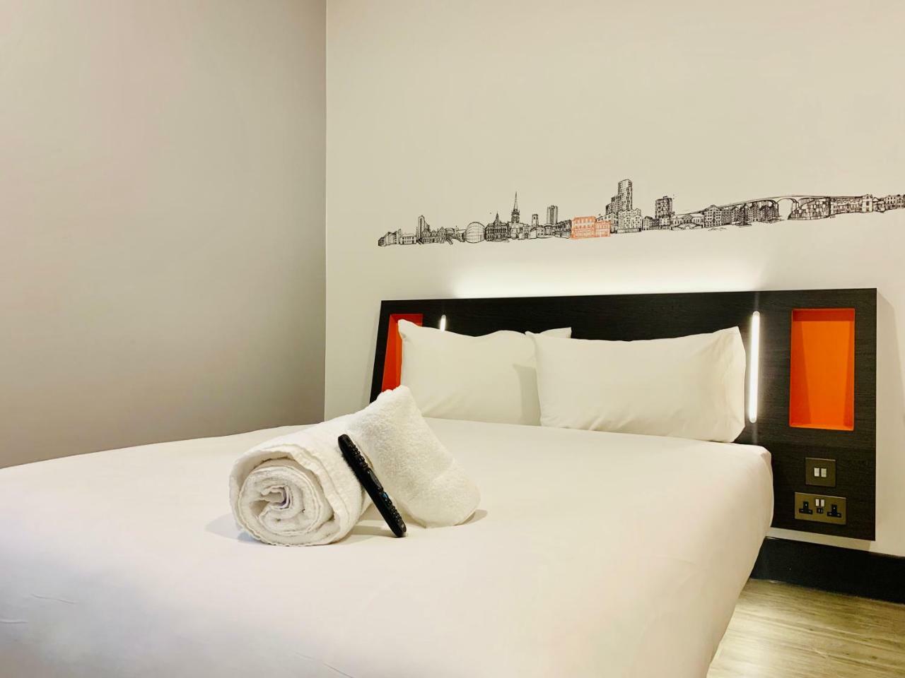 Easyhotel Milton Keynes Dış mekan fotoğraf