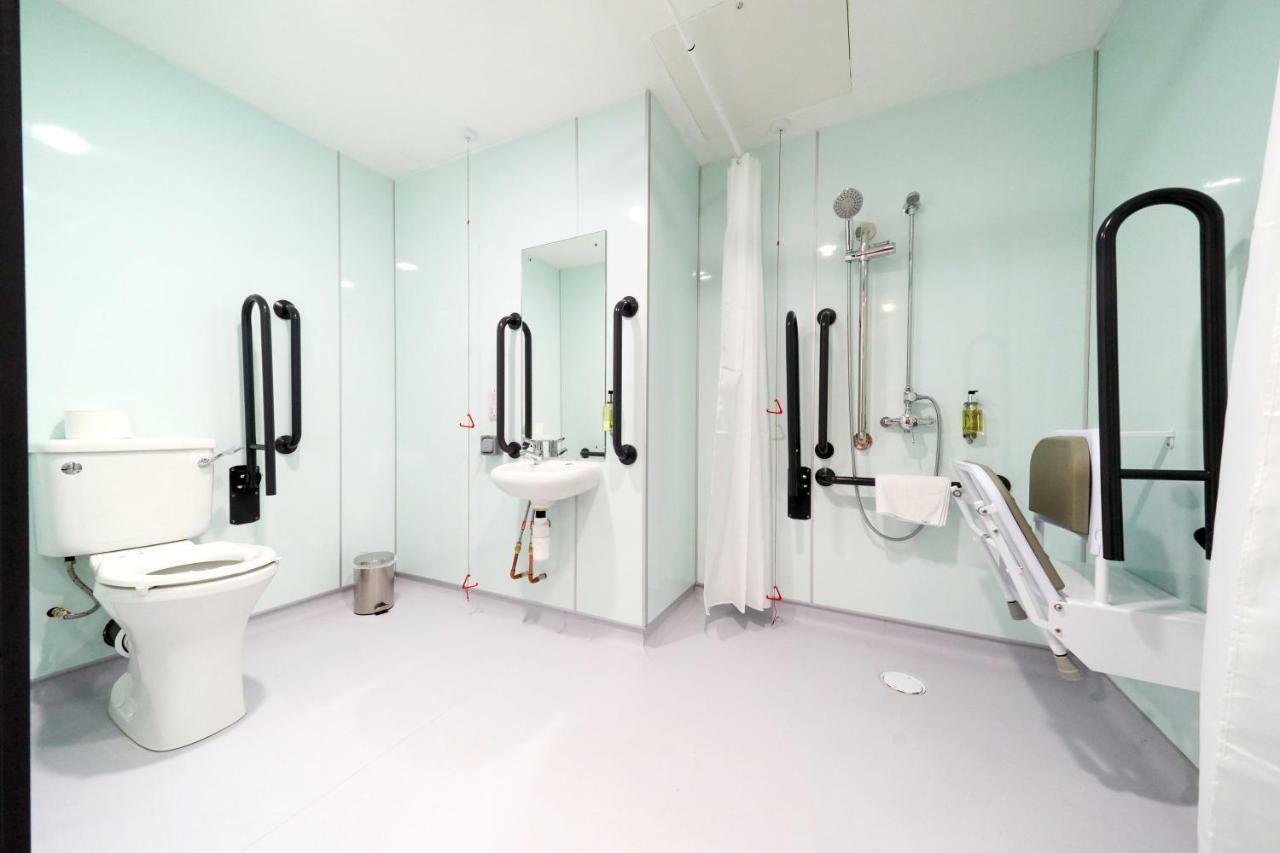 Easyhotel Milton Keynes Dış mekan fotoğraf