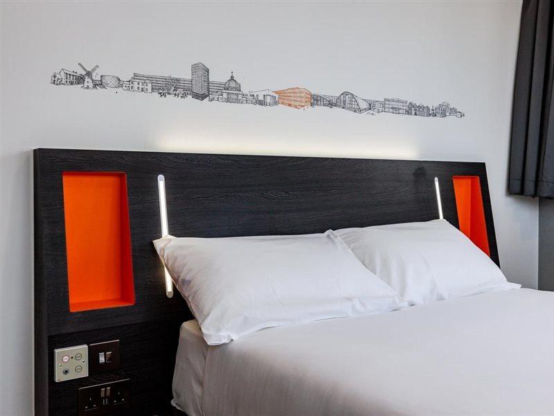Easyhotel Milton Keynes Dış mekan fotoğraf
